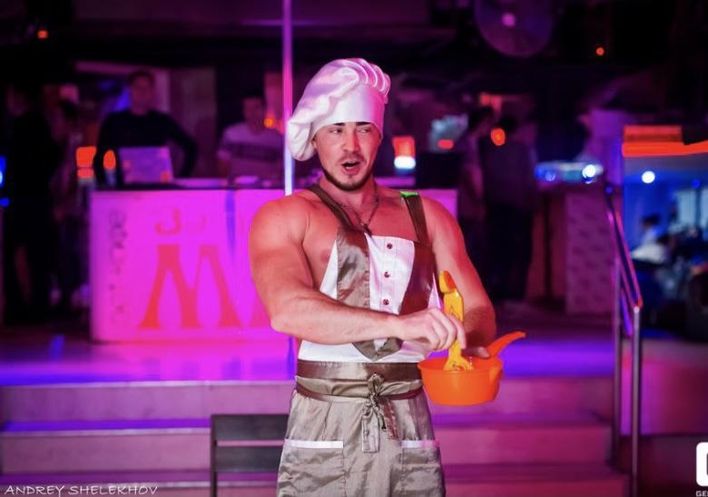 Костюм и образ мужского шоу DavidStripShow