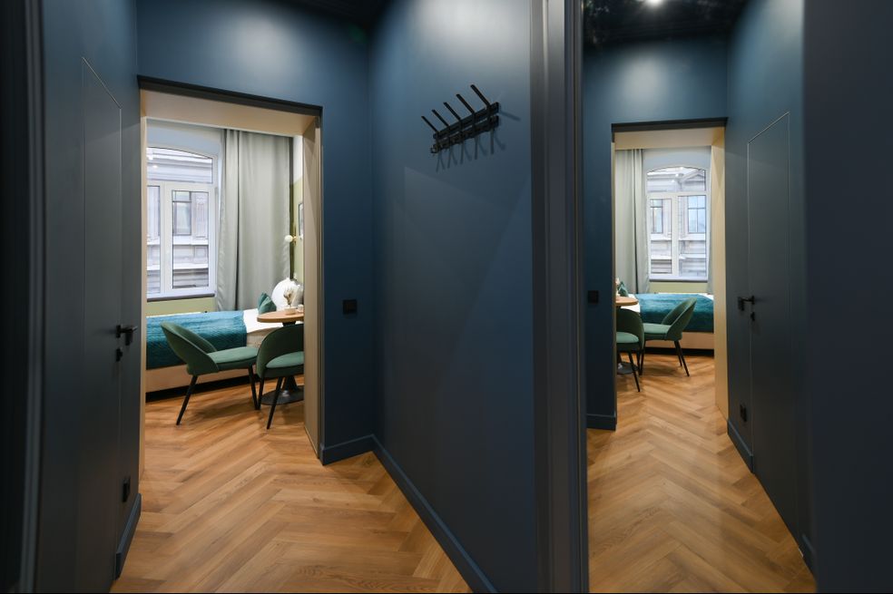 Кухонный уголок с техникой