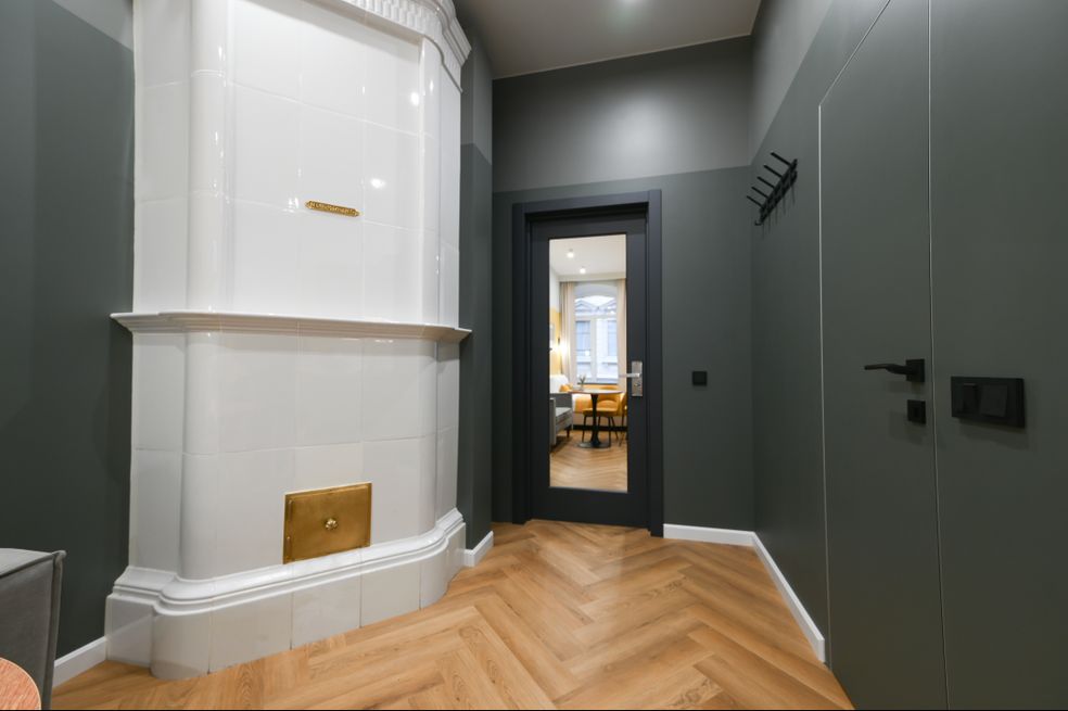 Семейная комната люкс с историческим камином