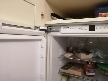 Отзыв о ремонте петель встроенного холодильника Liebherr